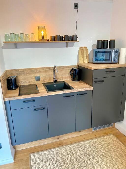 Ferienwohnung Emelie Fuer 2 Personen Эзенс Экстерьер фото